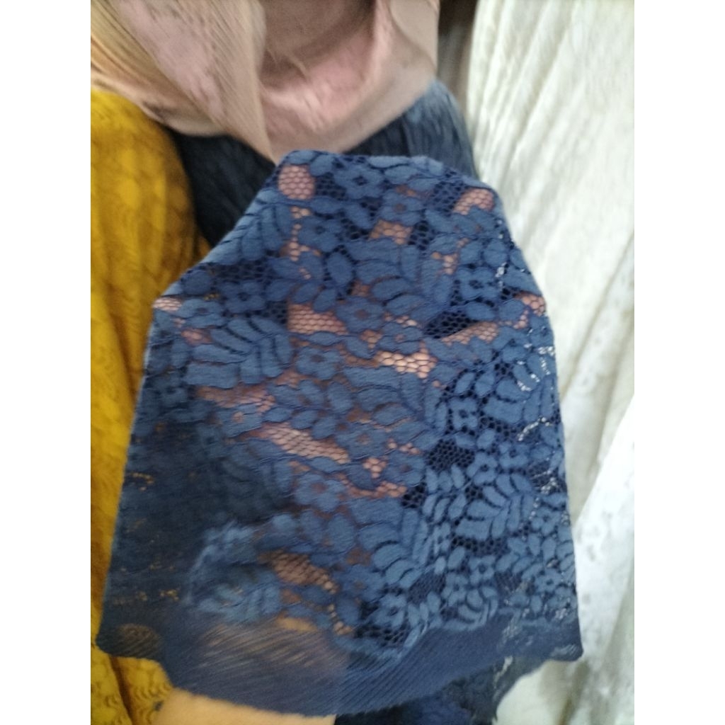 kain brokat katun premium navy / kain brukat / kain buat kebaya (harga/0, 5m)