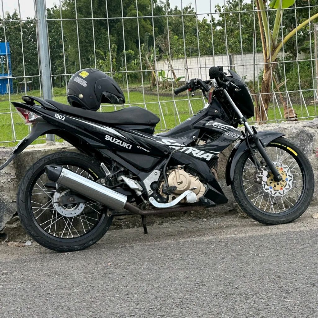 Striping Lis Sticker Motor Suzuki Satria Fu 2013 Sticker Lis Decal Standar ORI Suzuki Satria Fu FL 2