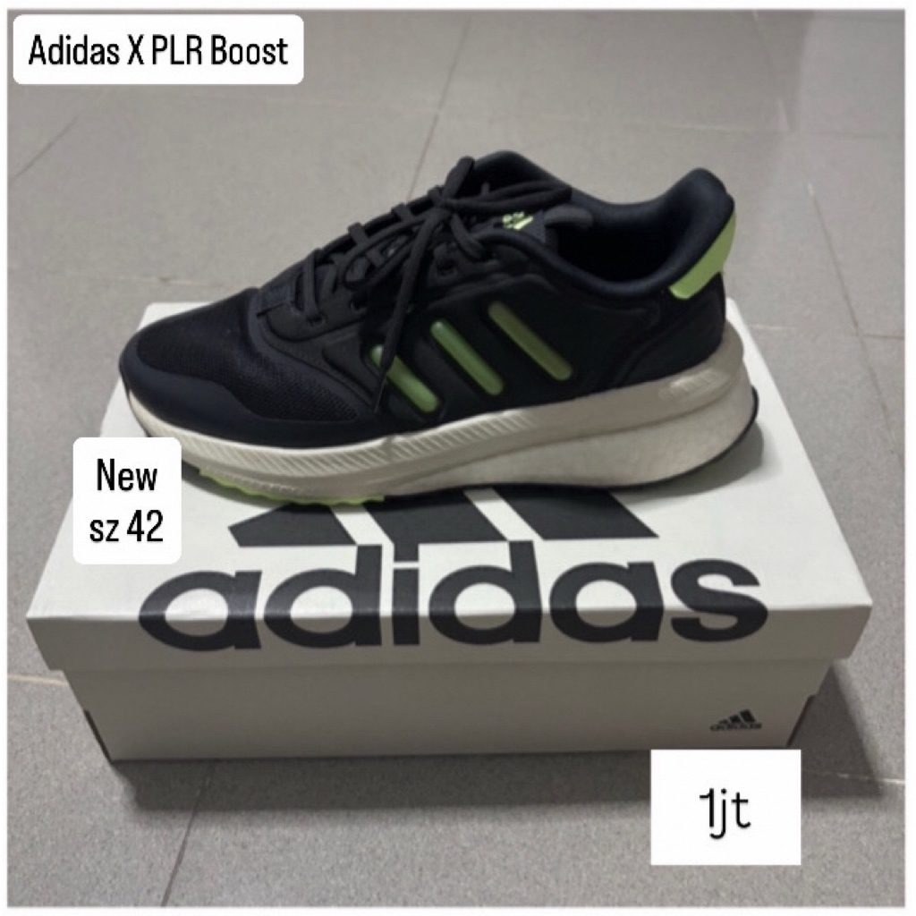 Adidas XPLR Boost Sepatu Padel / Tennis preloved