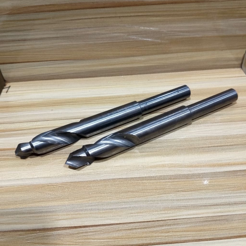 mata bor step 12.1 × 15 mm carbide tembus baja ster drill 12.1mm × 15mm bekas