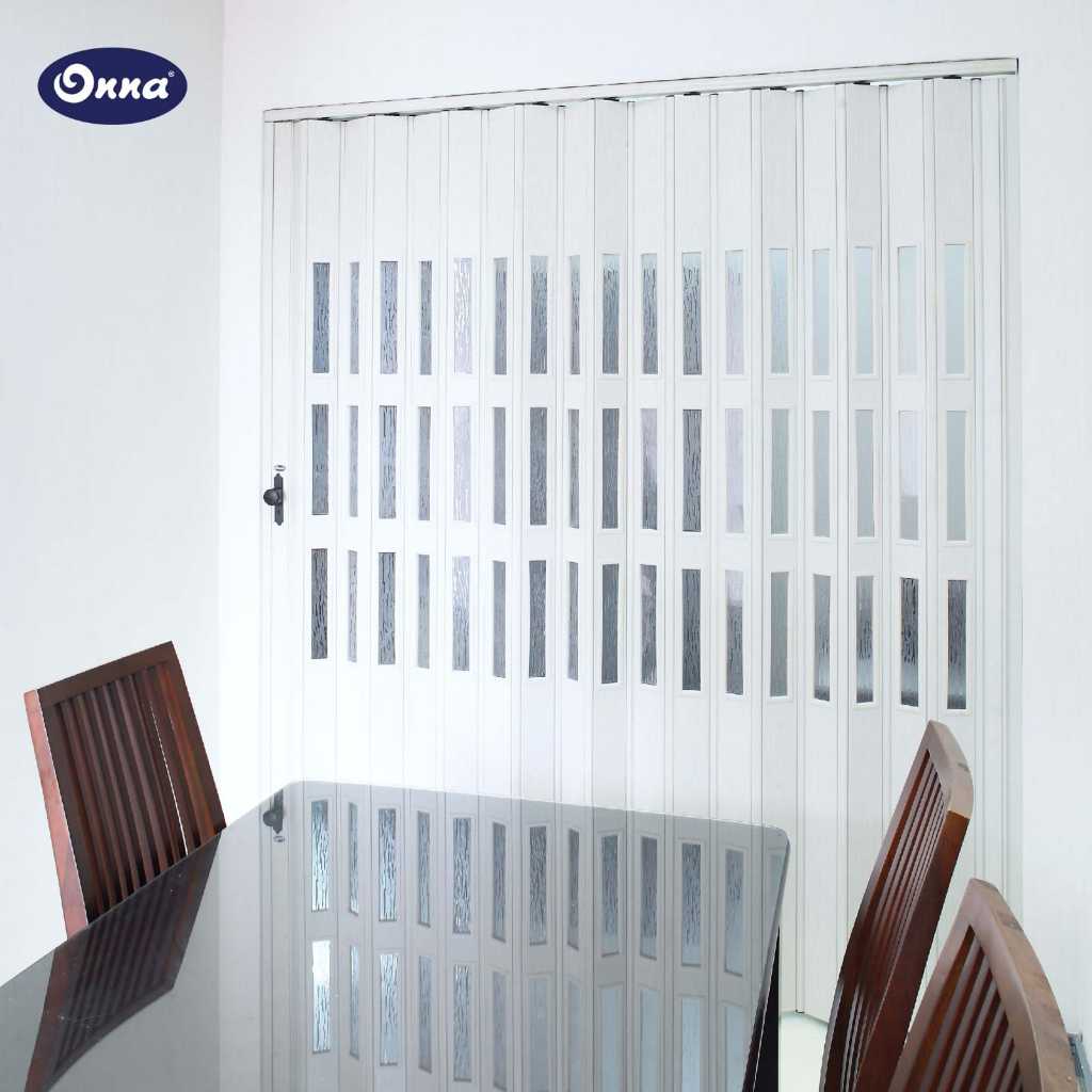 onna folding door