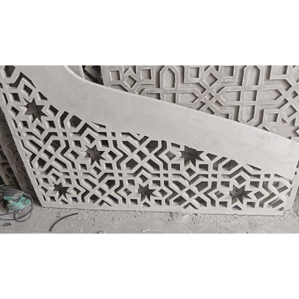 PRODUKSI KRAWANGAN GRC MASJID UKURAN BESAR CUSTOM