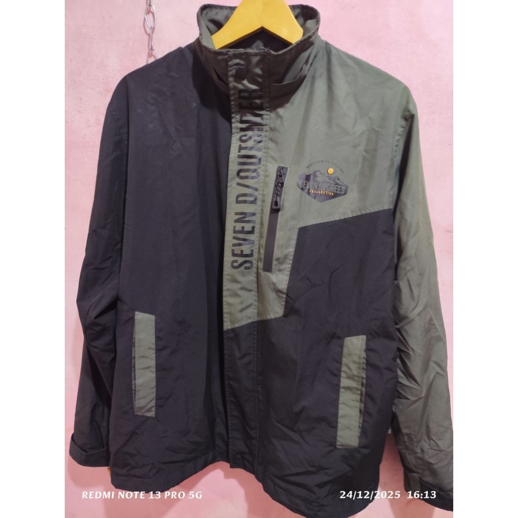jaket seven degrees