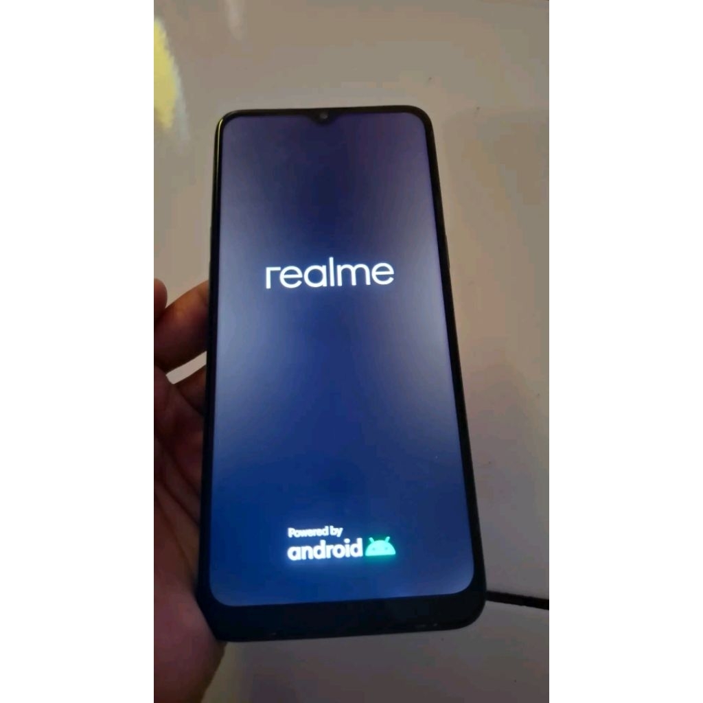 Realme 5i 4/64 mentok logo ( BATANGAN )