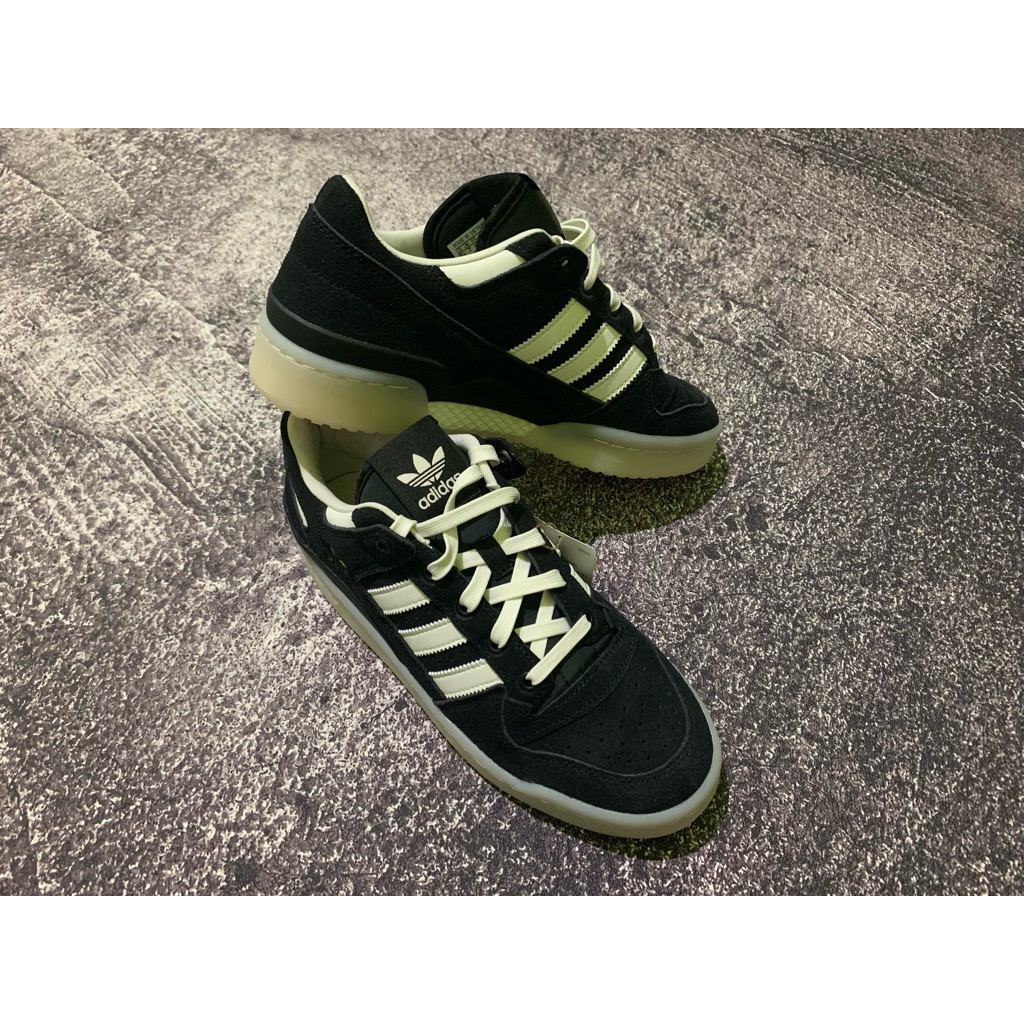 adidas forum LOW CL W