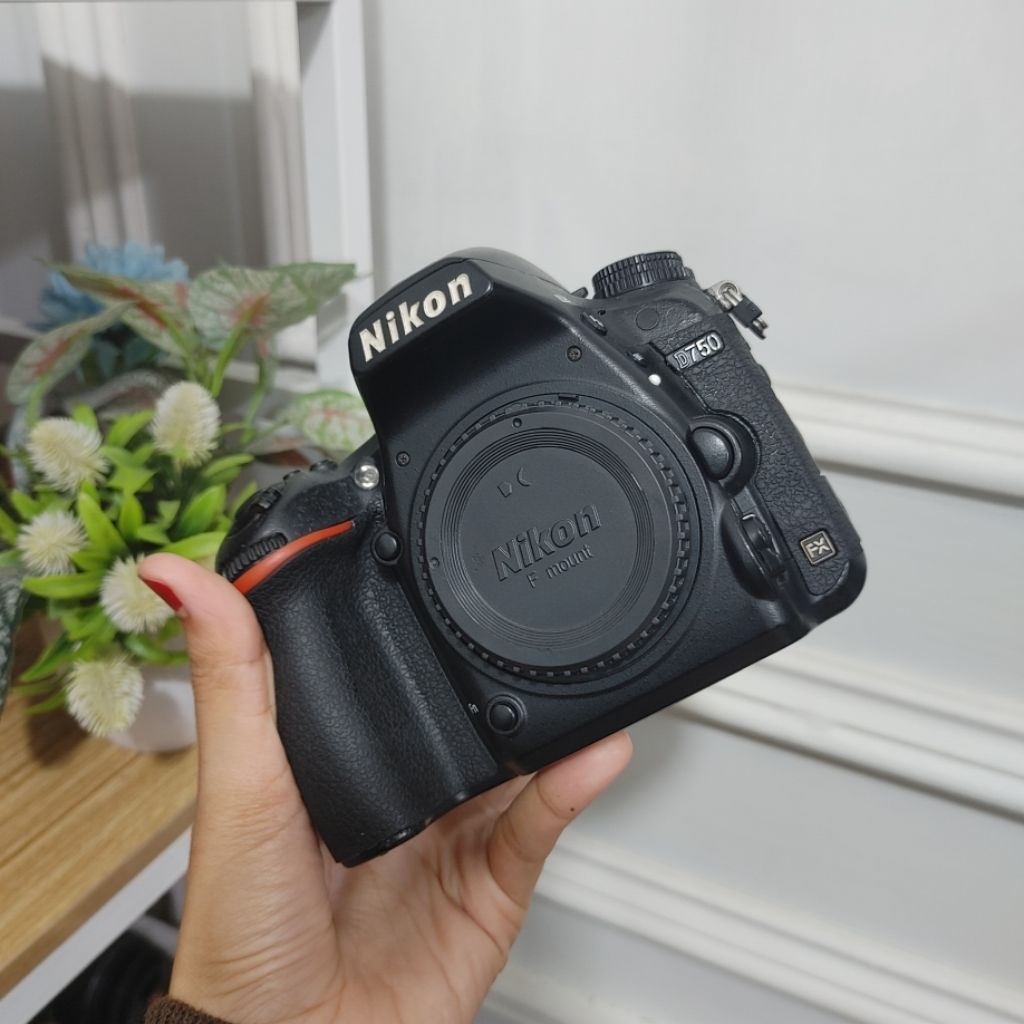 Nikon D750 Fullframe WIFI Bergaransi