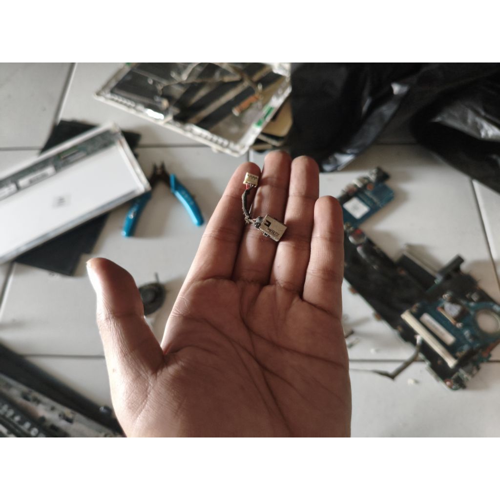 port charger HP mini 110 DPC