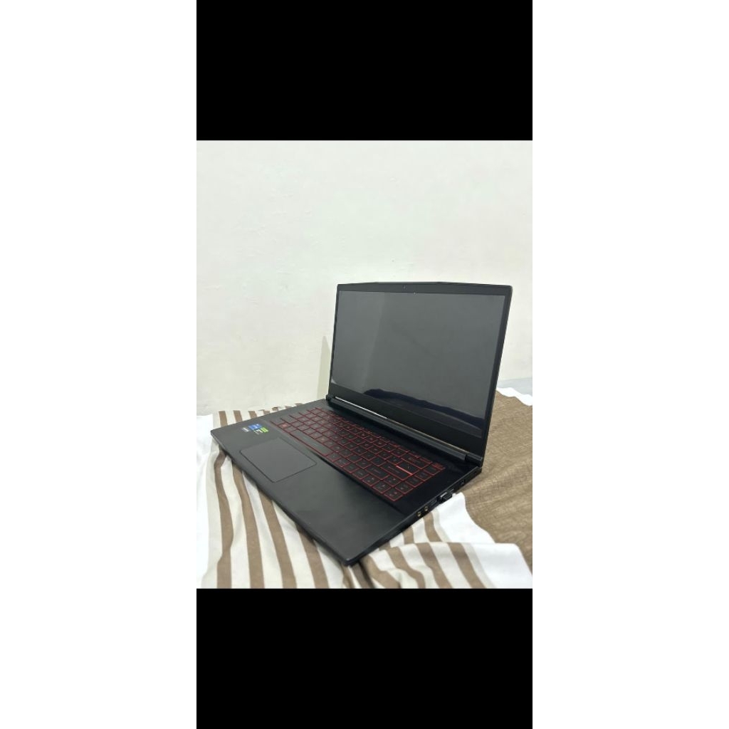 Laptop MSI GF63 I5 RTX3050 16GB 512GB