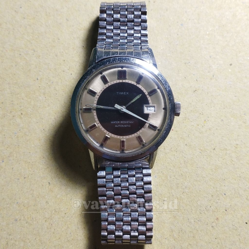 Timex Viscount Automatic Calender Vintage Watch