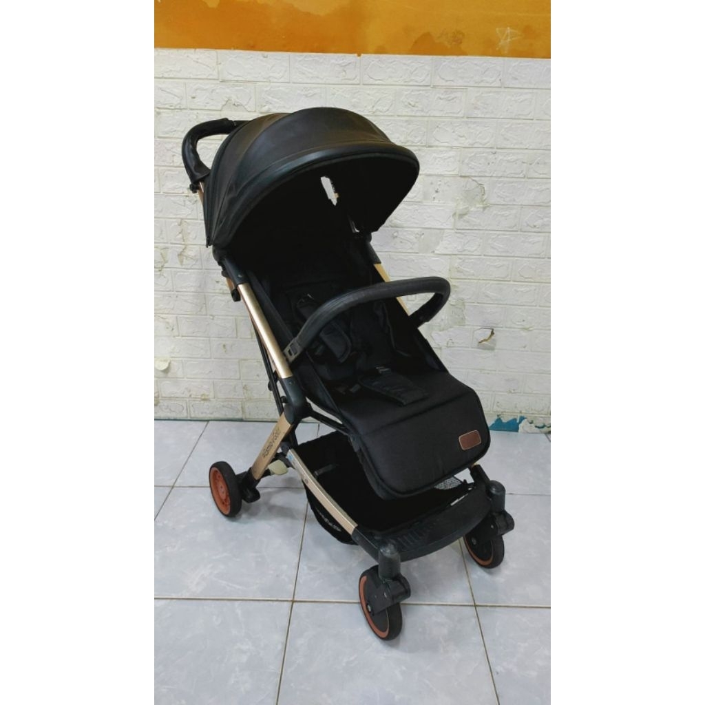 Preloved stroller babydoes esmio