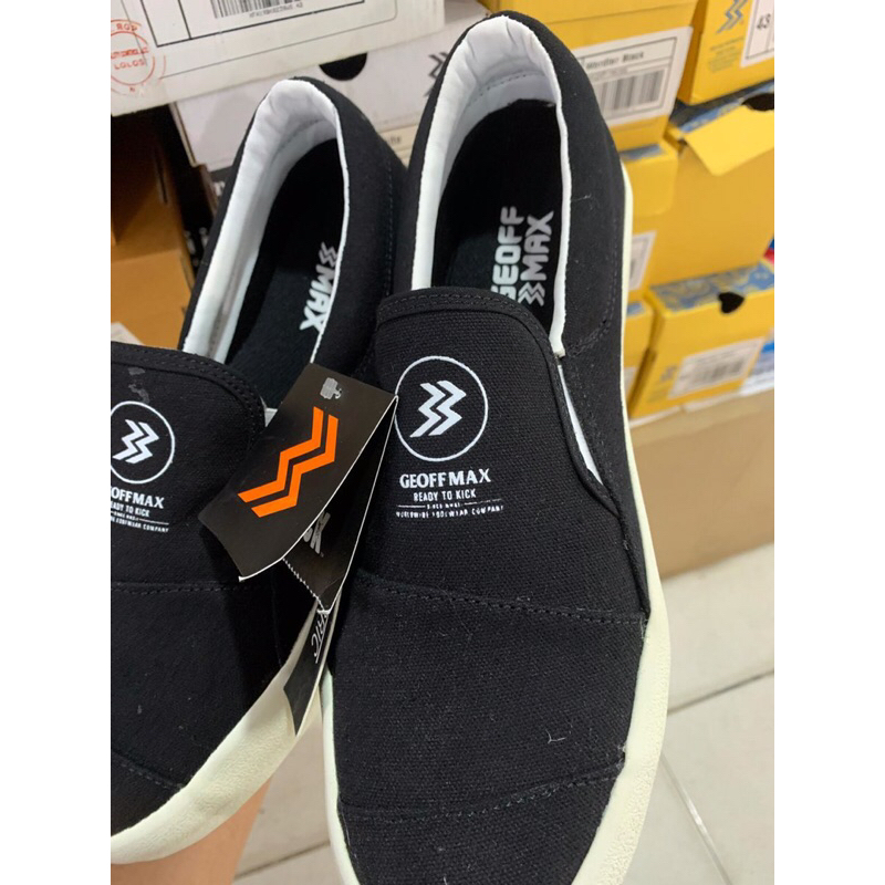 Sepatu Geoff Max Meery black white