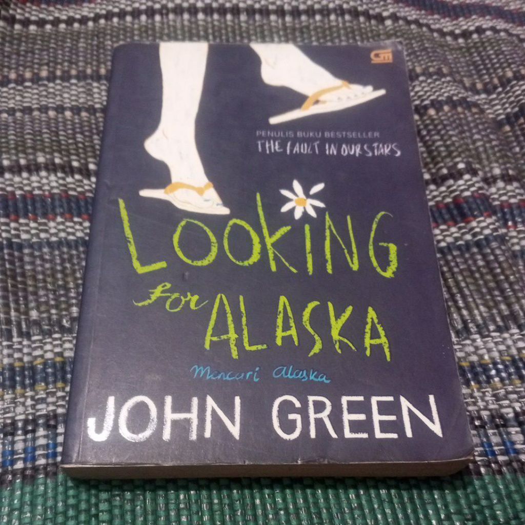 buku novel Looking for Alaska