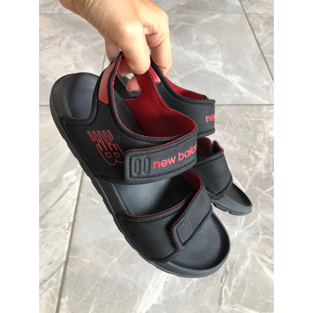 sendal anak new balance preloved