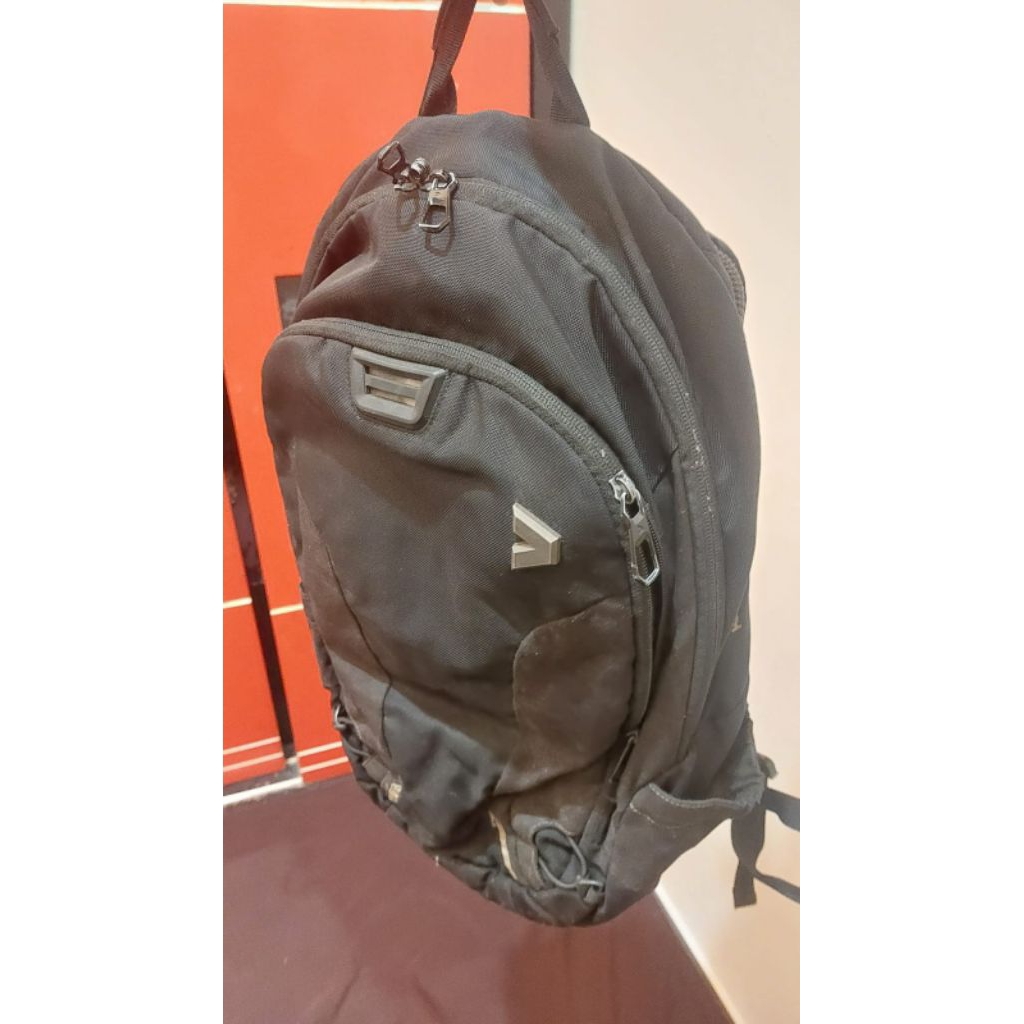 PRELOVED TAS BEKAS MERK  KALIBRE BACKPACK ORIGINAL