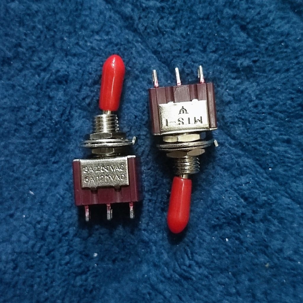 Saklar Togel 3 kaki On Off Mts