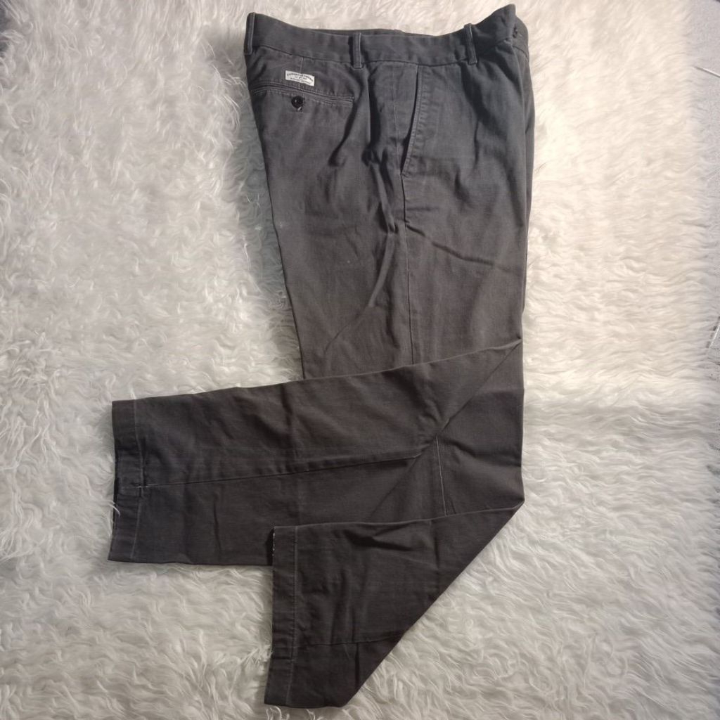 celana panjang chinos Covernat Auntetik