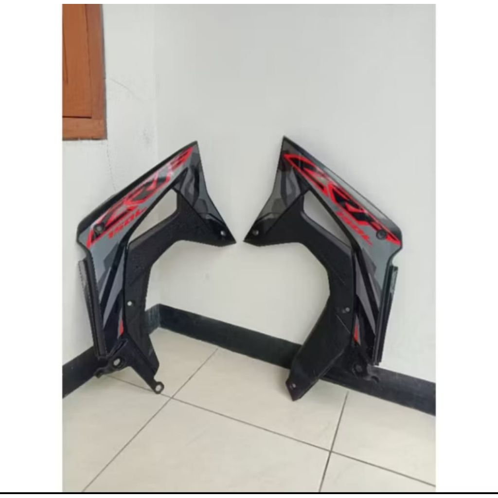 sayap depan honda crf 150 original bawaan motor