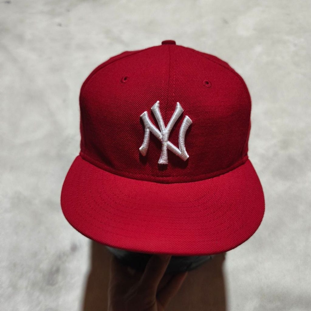 Topi snapback pria new era x Yankees merah logo putih