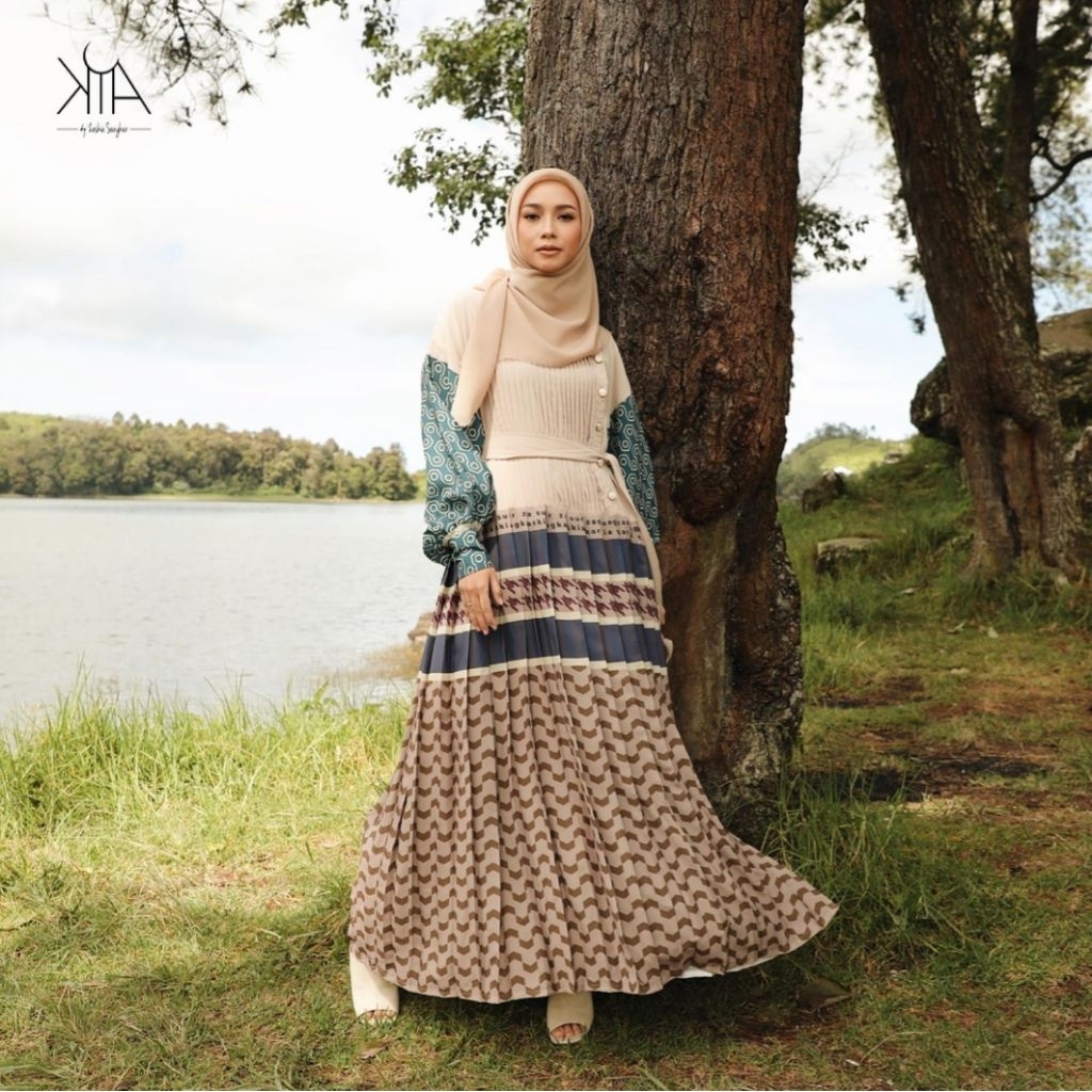 Kia Ramadhan | Shafa Dress [PRELOVED] [ORI]