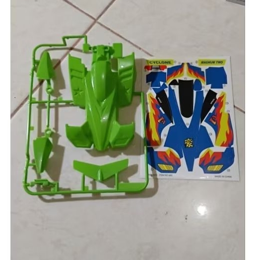 Body cyclone magnum two non original tamiya