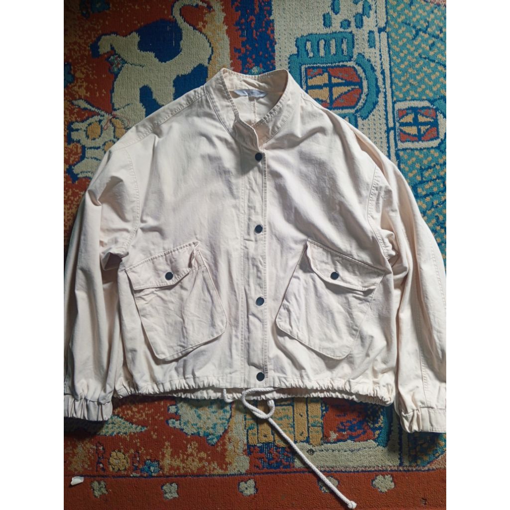 8 second crop jaket bahan canvas