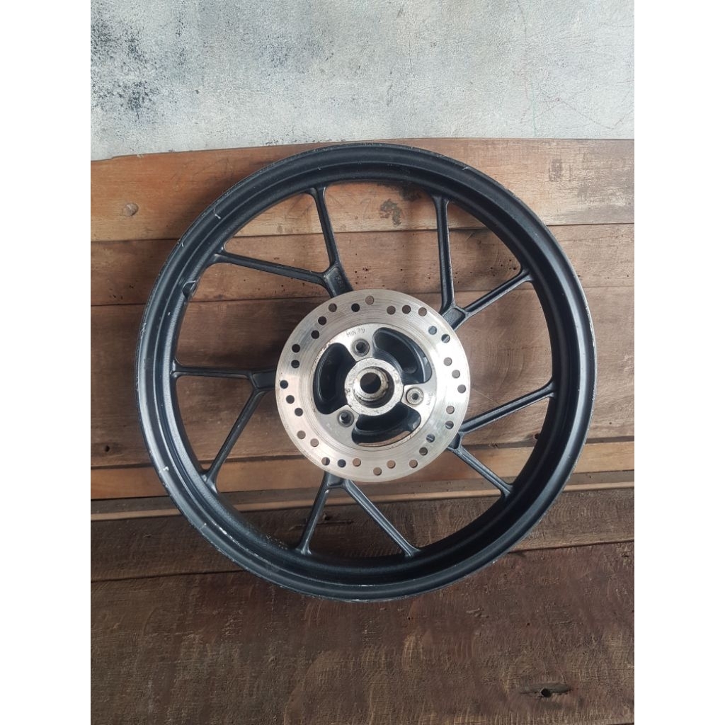 velg fu injeksi belakang