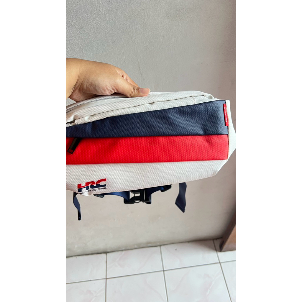 Tas HRC 24 sling bag