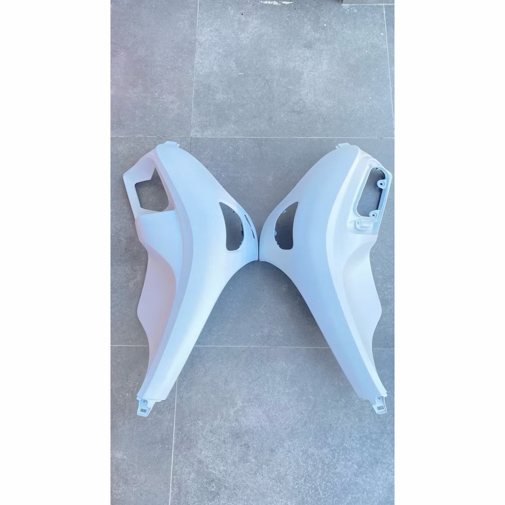Cover Body Samping Depan Scoopy 2025 Cover Sayap Scoopy New 2025 Kanan Kiri Putih Doff Original