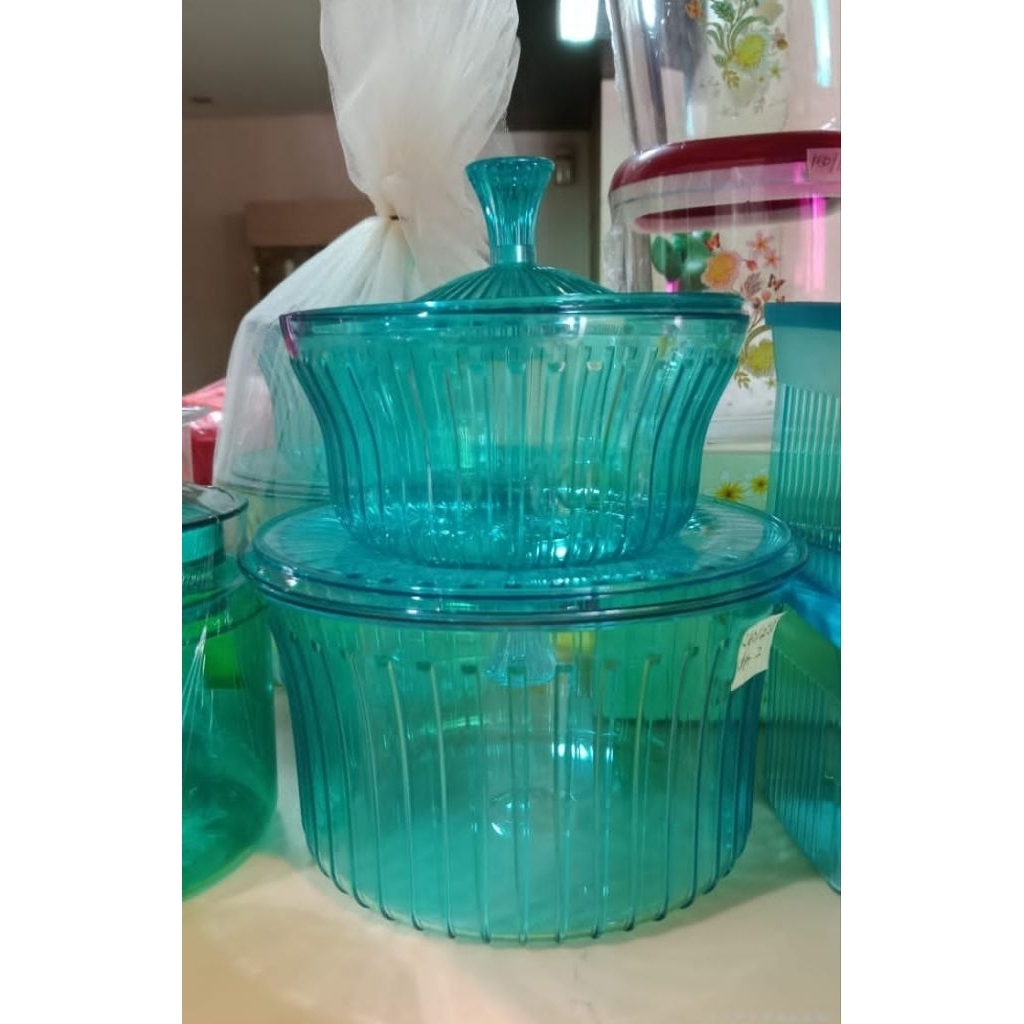 TUPPERWARE Celebration Set 1,5 L dan 600 ml (2buah)
