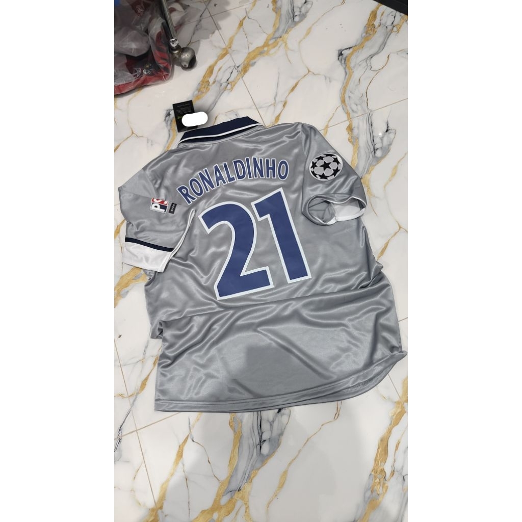 jersey retro PSG Ronaldinho size L