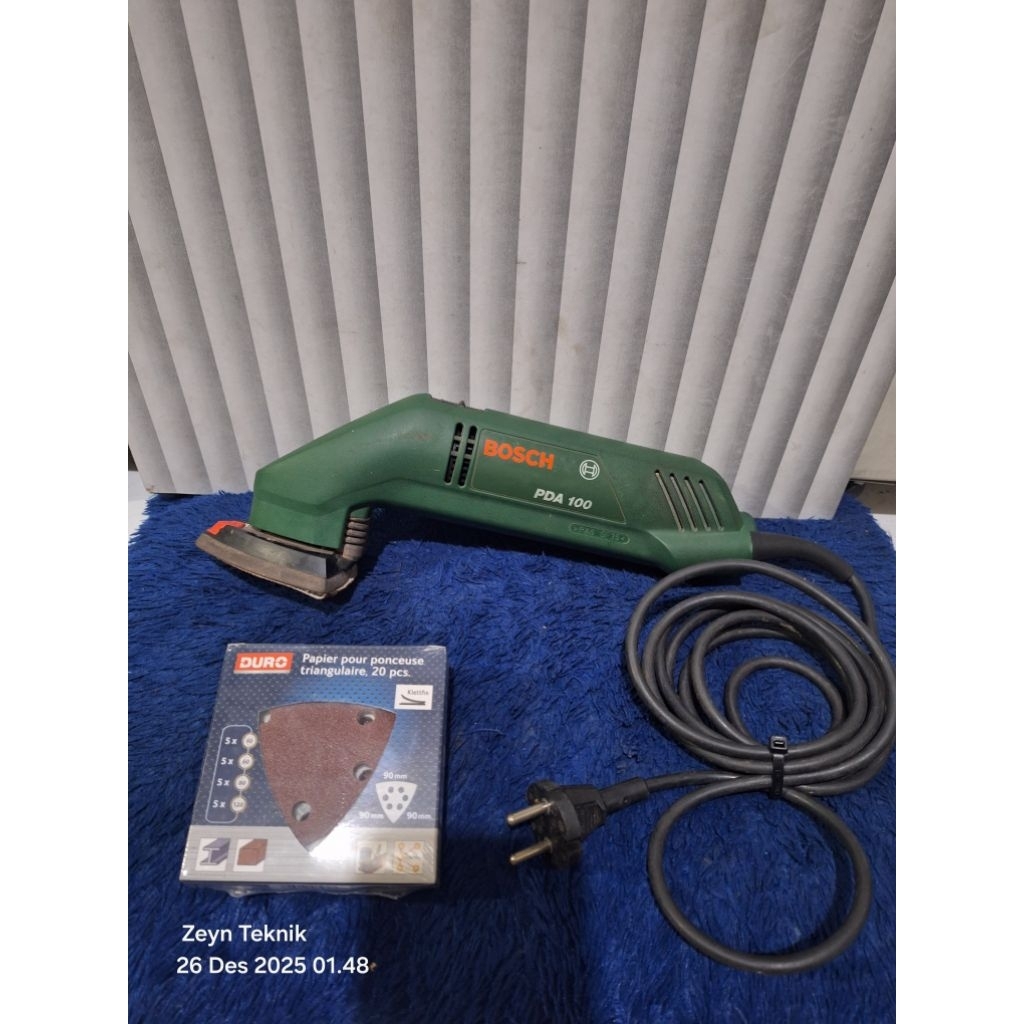 Mesin Amplas Segitiga ( Delta Sander ) BOSCH PDA 100 MADEIN SWITZERLAND