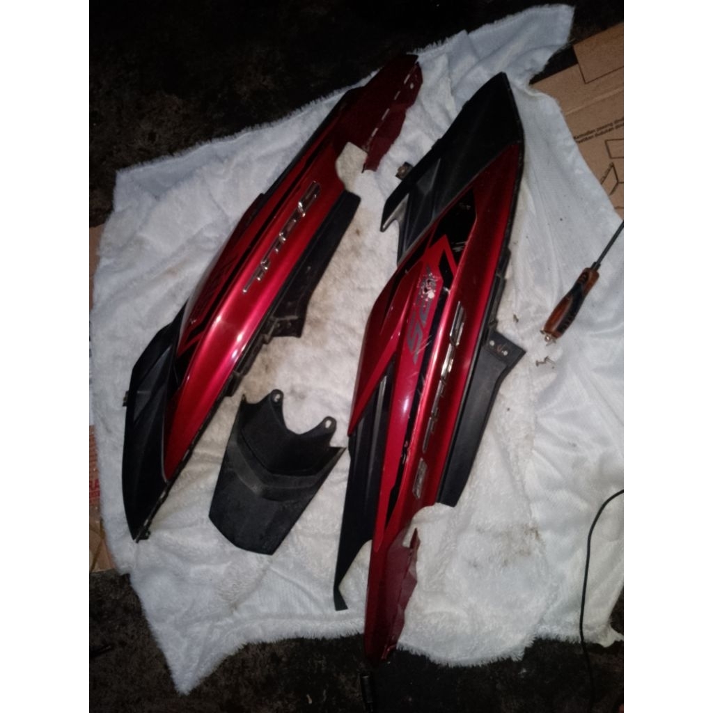 cover body belakang Yamaha soul GT 125 bekas original copotan motor Poto real pict