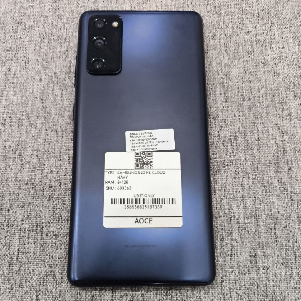 Handphone second normal Samsung S20 FE 8+128GB original
