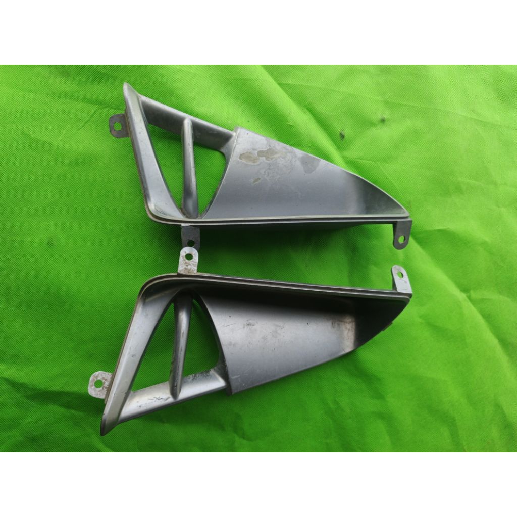 sambungan sirip sayap dalam sayap angin supra x 125 original