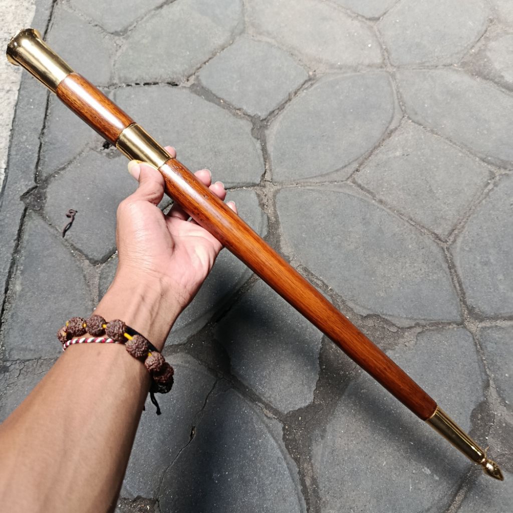 Tongkat Komando Bahan Kayu Jati Motif Logo Burung Garuda