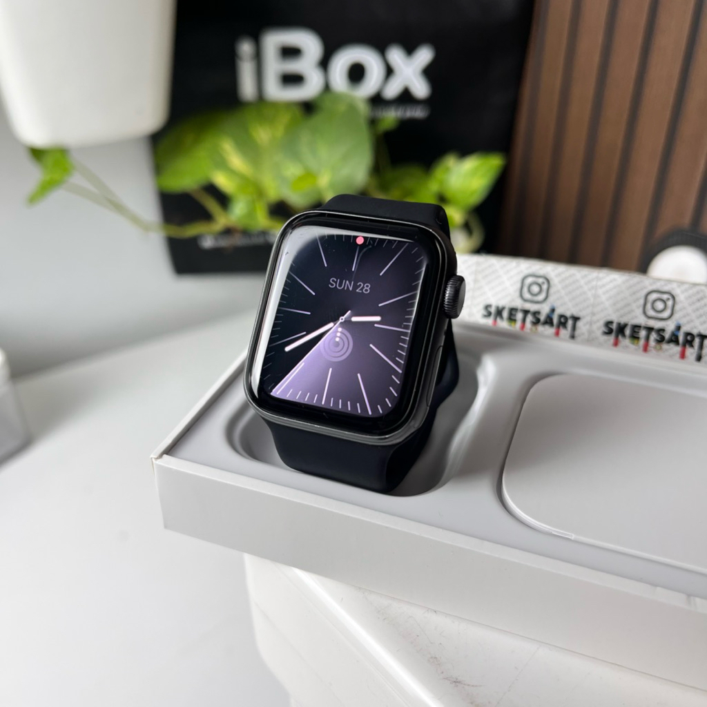 Apple Watch Series SE Gen 1 40mm iBox Spacegray iwatch Battery Health 80%