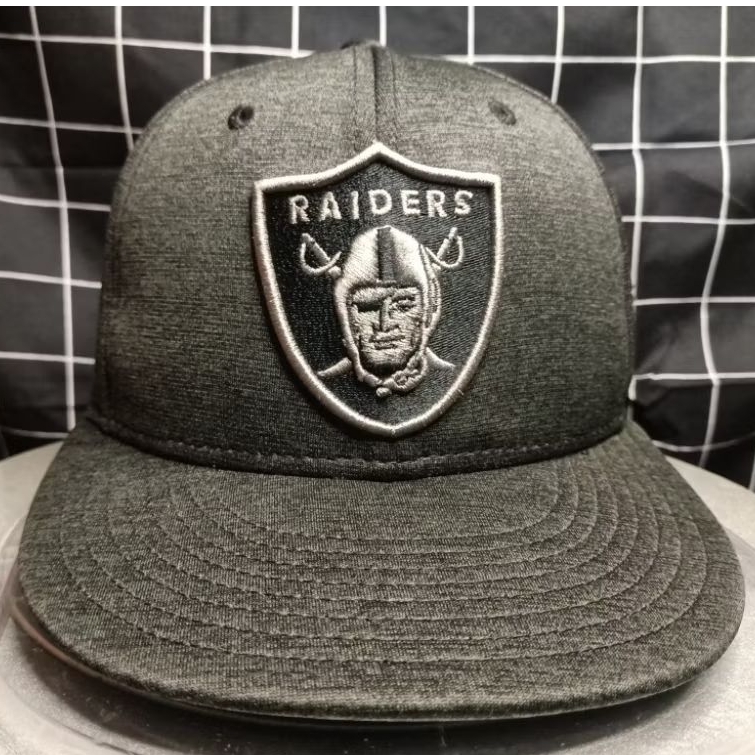 topi Raider