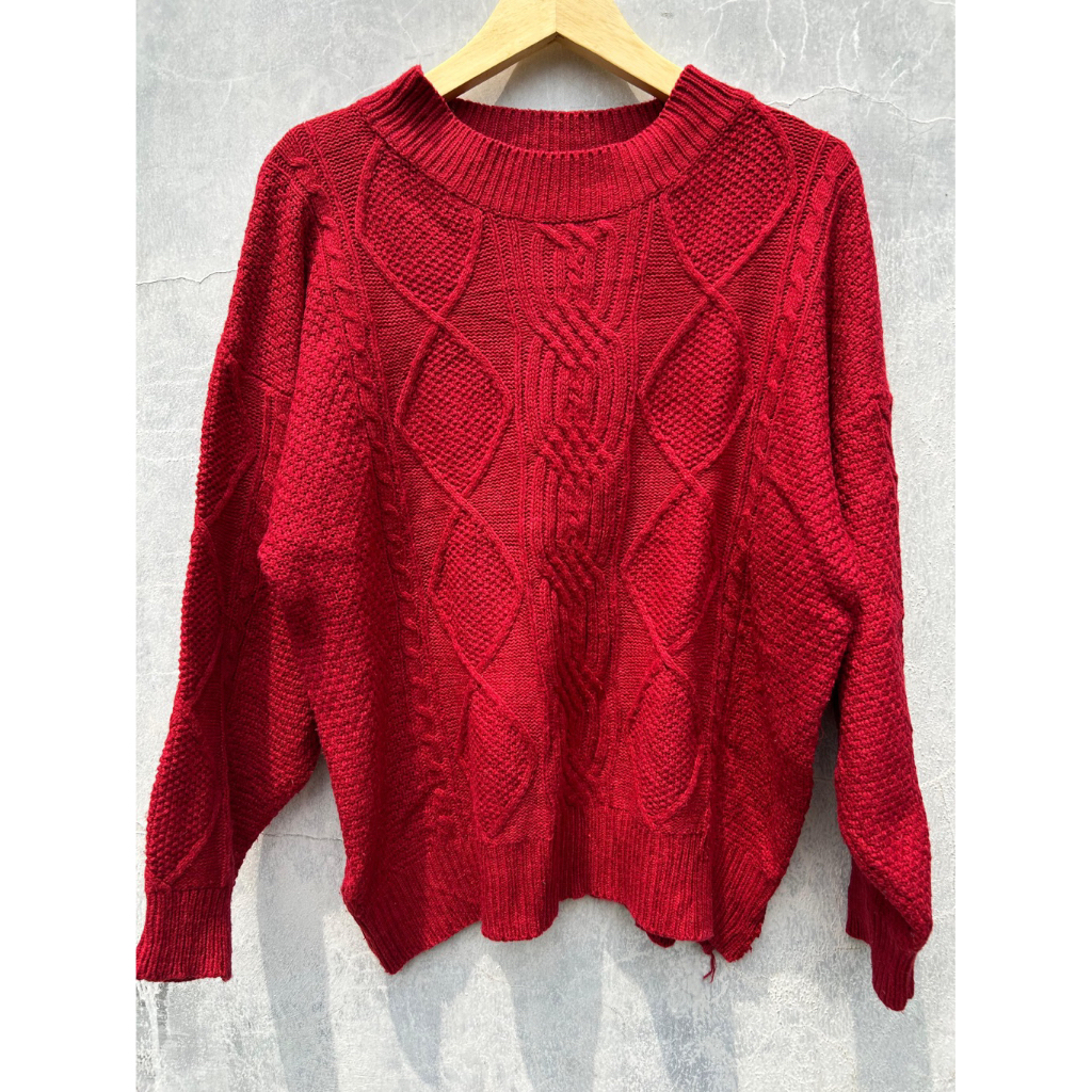 PRELOVED Sweater Rajut Tebal