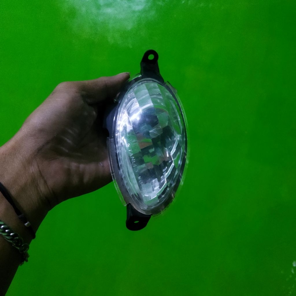 lampu sen sain  belakang Fino karbu original copotan (sebelah kiri)