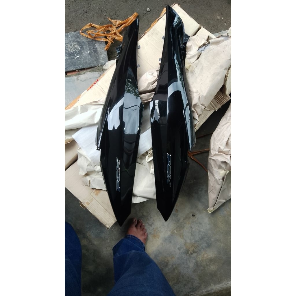 bodi belakang PCX CBU Thailand original baru NOS