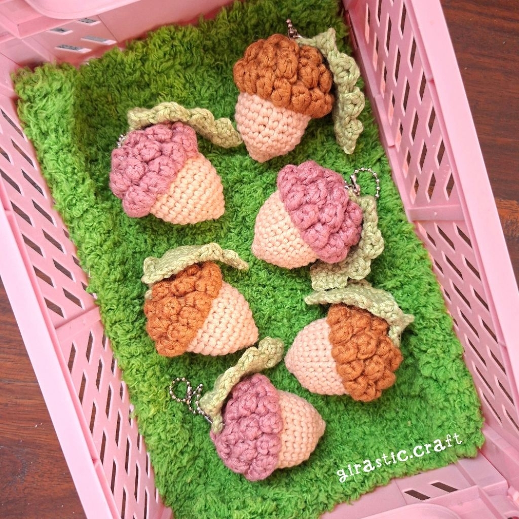 GIRASTIC Acorn Crochet Keychain Ganci Bagcharm Rajut Handmade Biji pohon ek
