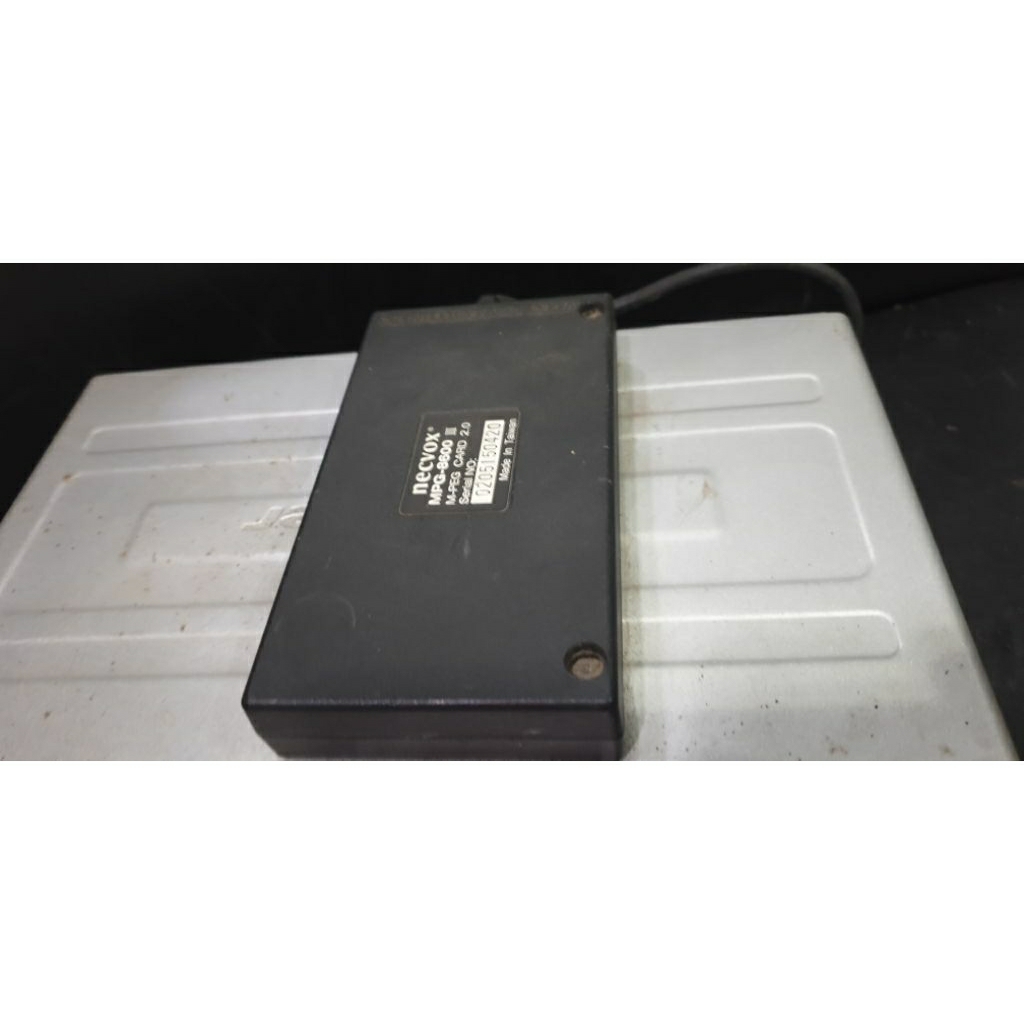 CD changer audio mobil jadul Pioneer CDX-1270 berikut mpeg Necvox tidak nyala