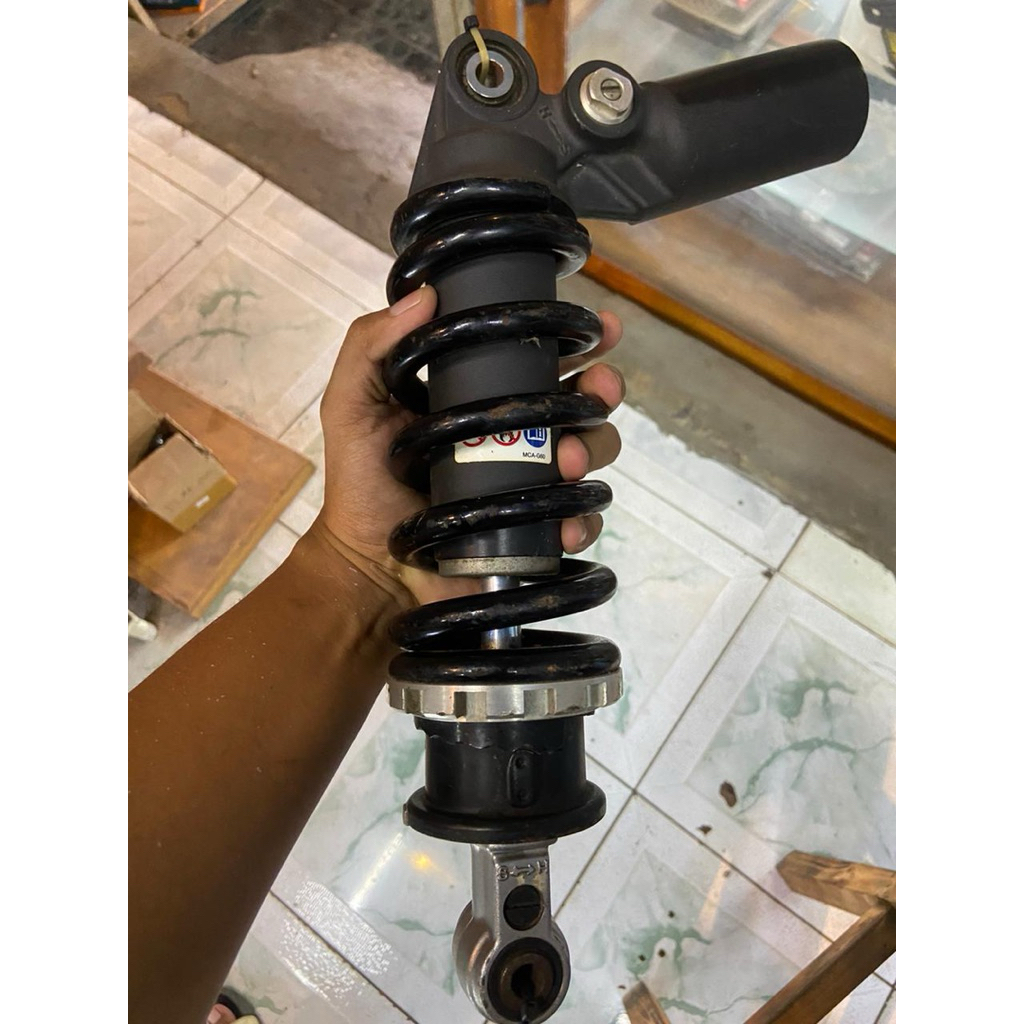 Shock Belakang Bekas Moge / Limbah Moge Lupa Bekas Motor Apa