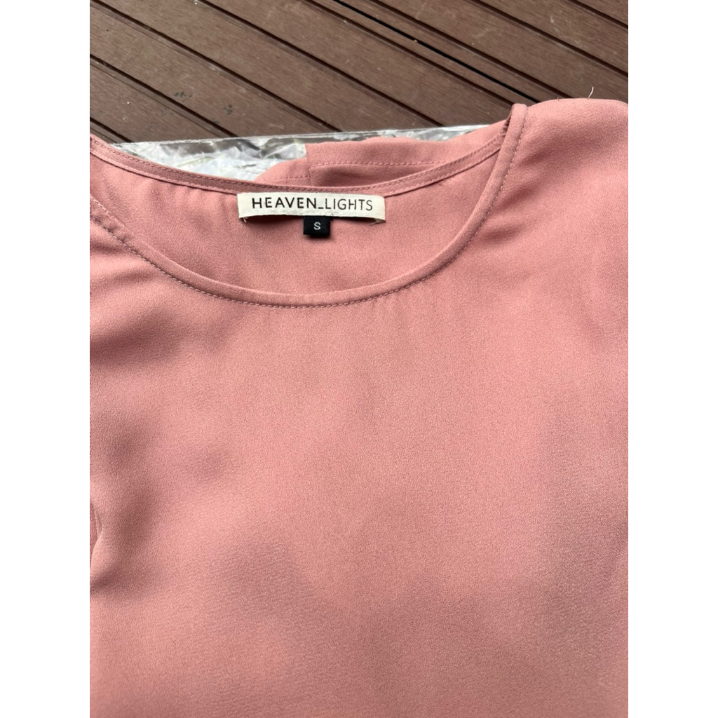 Blouse Heaven Lights size S Preloved
