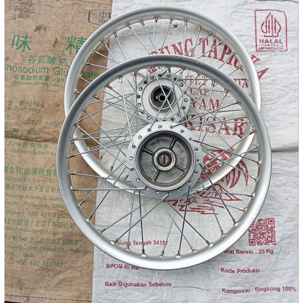 set depan belakang velg almunium Supra fit new Revo lama