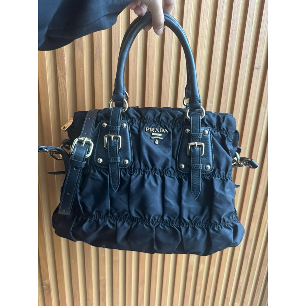 PradaNylonMixKulitPreloved