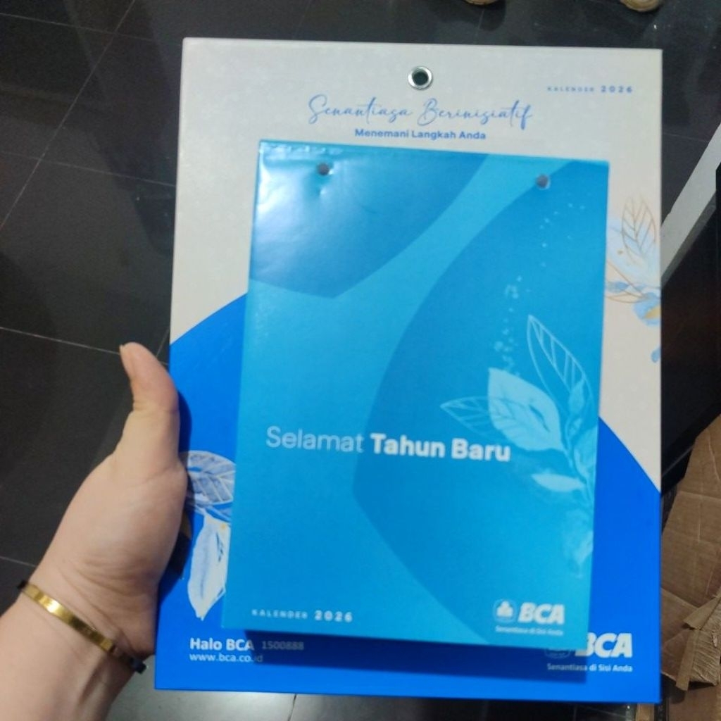 kalender harian Bank BCA. kalender sobek. 2026