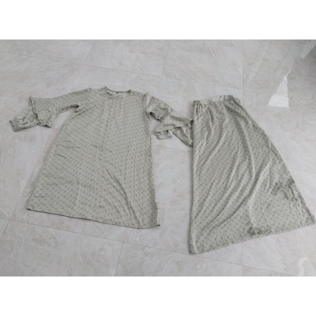 one set tunik rok hijau sage
