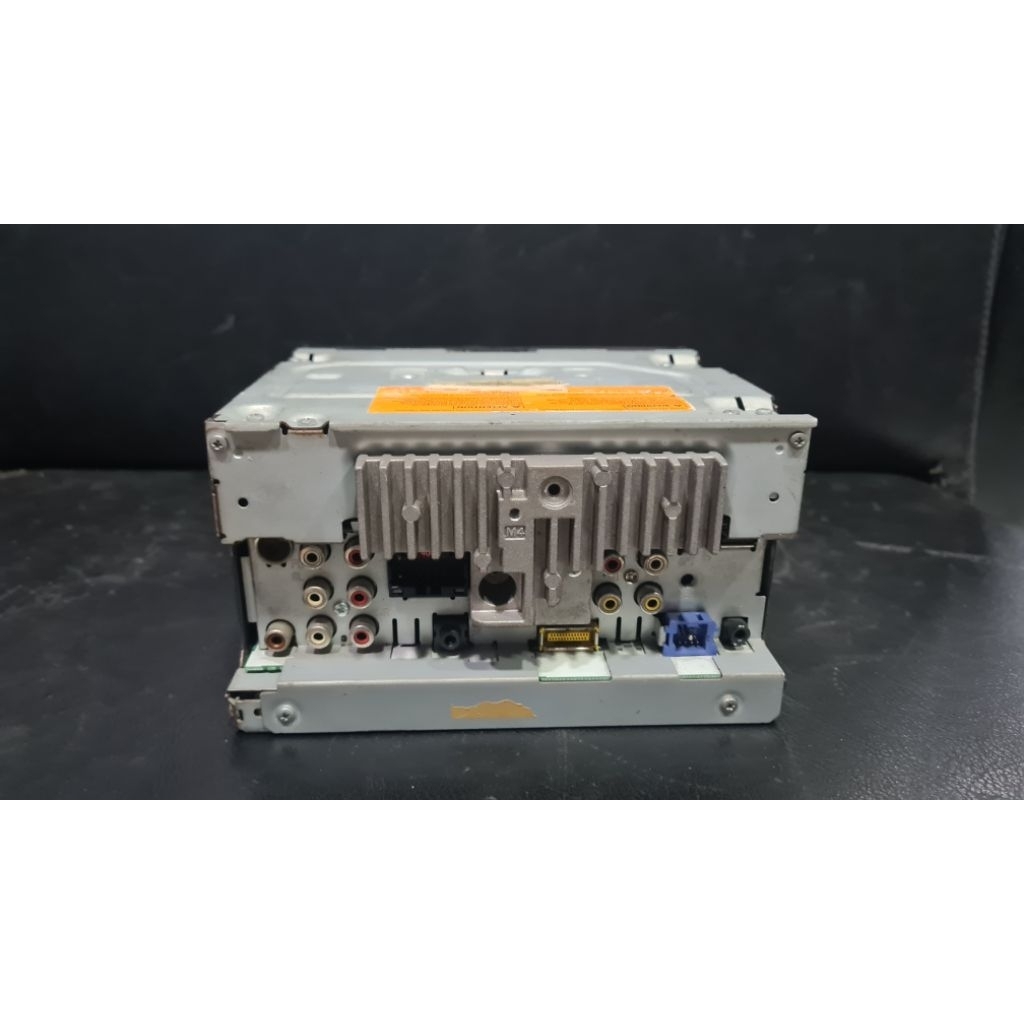 Head Unit 2 Din Pioneer AVH-3450DVD kondisi tidak nyala LCD rusak