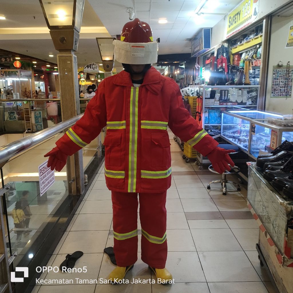 Baju Pemadam Kebakaran Lengkap  / Set Baju Pemadam Lengkap